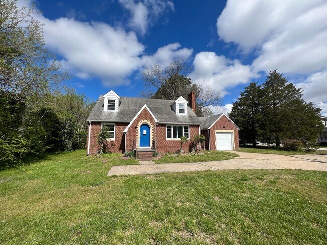 Foto del edificio - 1541 Briarfield Rd