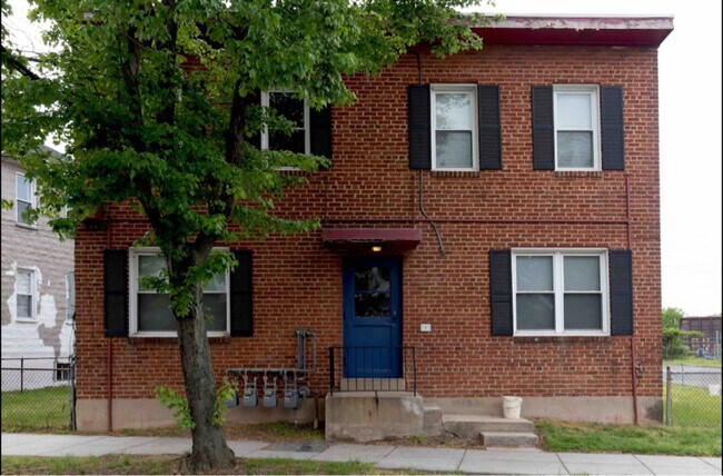 Photo - 1136 45th St NE Apartment