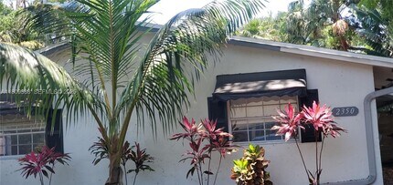 Building Photo - 2350 SW 18th Terrace