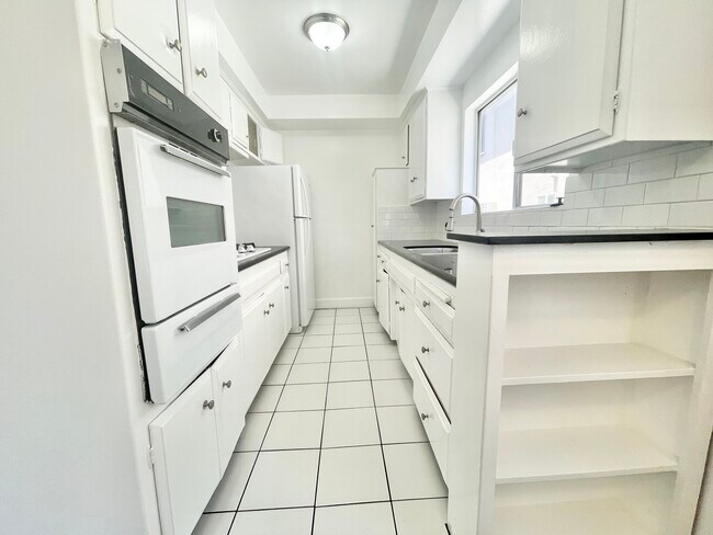 Building Photo - Spaulding Apartments