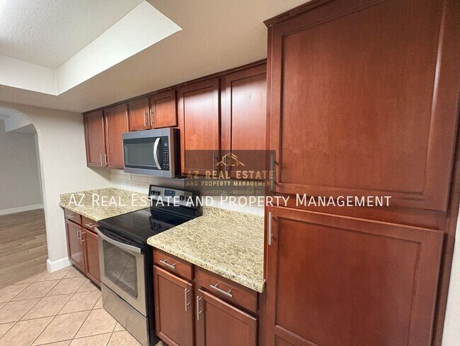 Foto del edificio - 3825 E Camelback Rd