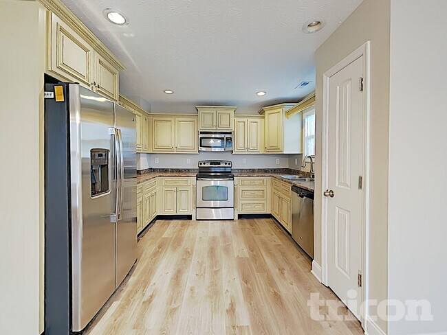 Building Photo - 2344 Foxworth Ct