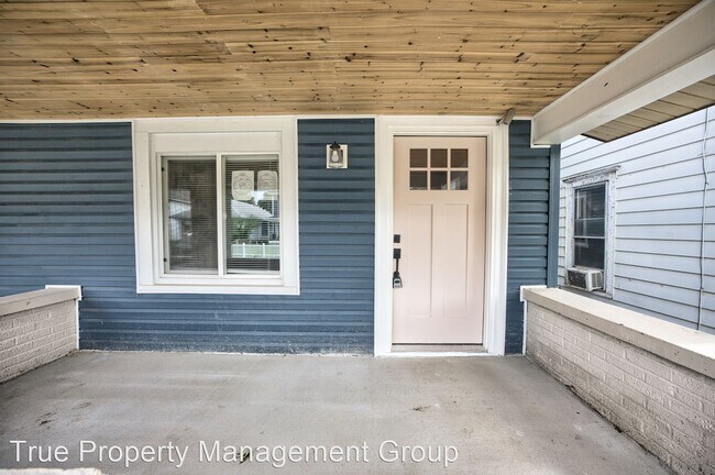 Building Photo - 2 br, 2.5 bath House - 201 N Gray St