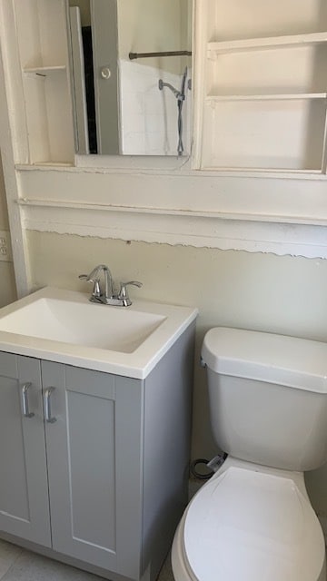 Foto del edificio - 2053 Linden Ave, Apt 1