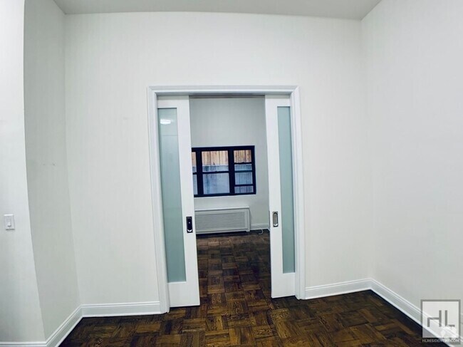 Building Photo - EAST 35 STREET