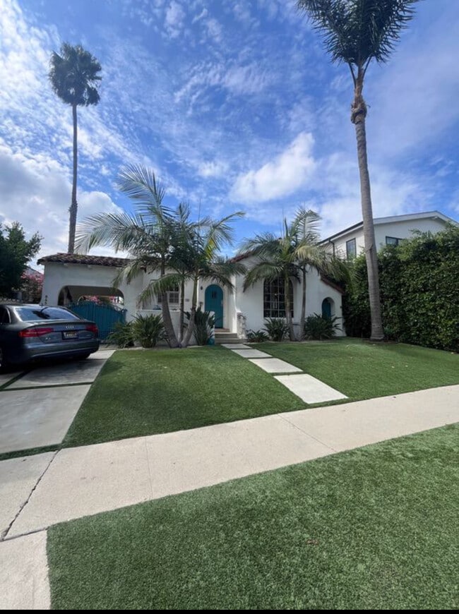 Foto del edificio - 8650 Olin St