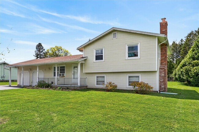 Foto del edificio - 1399 Creek St