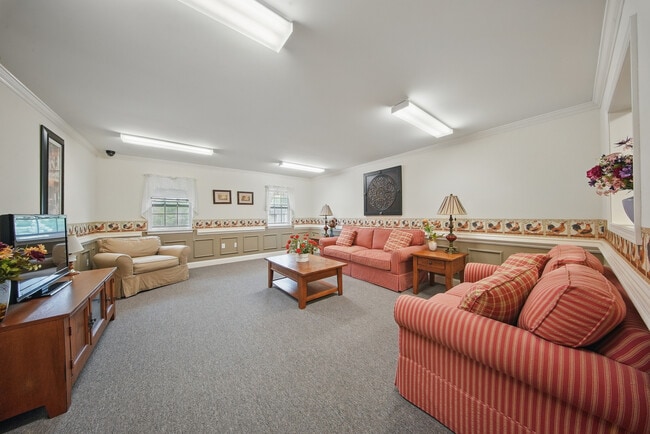 Building Photo - Ellenville Senior Apartments 55+