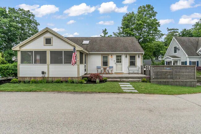 Building Photo - 13 Black Boar Dr