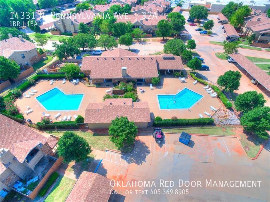 Primary Photo - 1 Bed Near UCO!