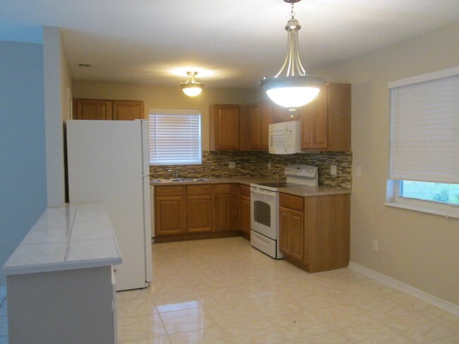 Foto del edificio - 2457 Pinecrest Ct