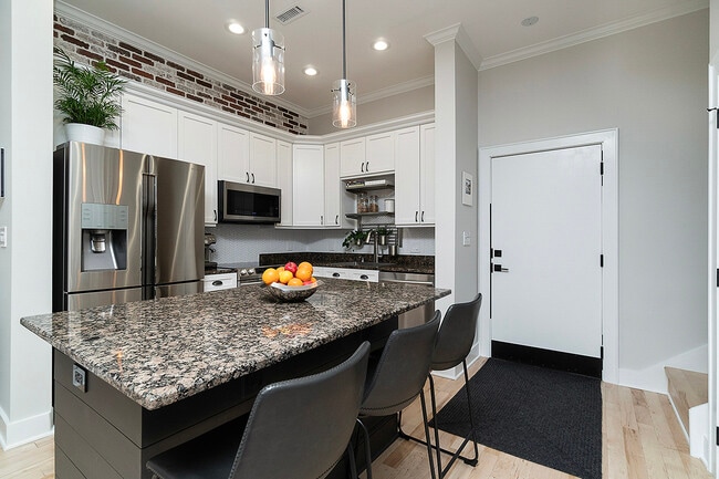 Foto del edificio - Poinsett Corners / Unit 110