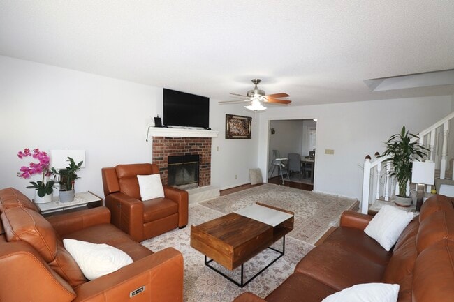 Main Living Room - 13847 S Alden Ct