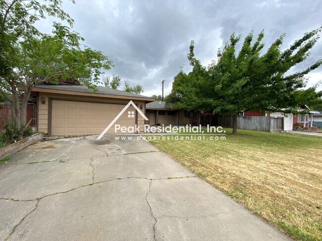 Foto del edificio - Updated Foothill Farms 3bd/2ba Home with R...