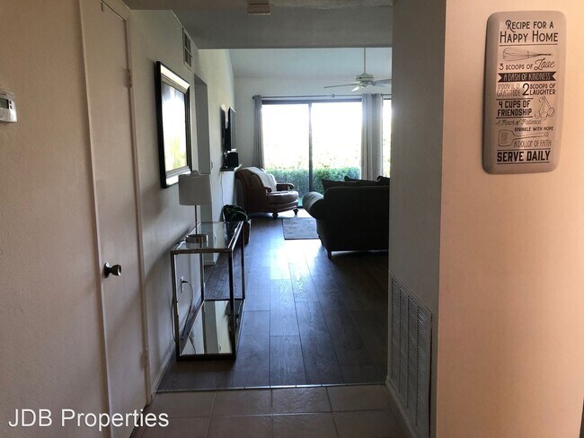 Foto del edificio - 2 br, 2 bath House - 3 Toledo