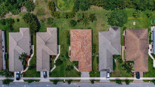 Foto del edificio - 3/2/2 with Lake & Preserve Views in Lake F...
