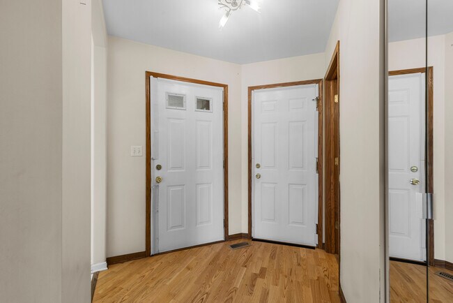 Foto del edificio - 8966 W Heathwood Cir