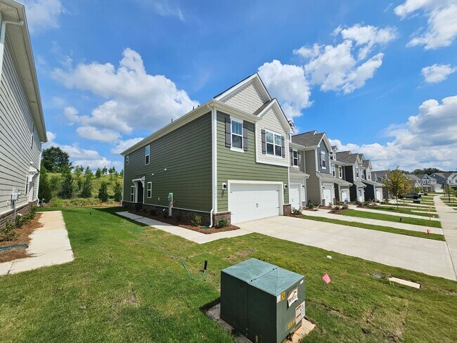 Building Photo - Brand New Townhome in Great community. Sam...