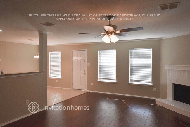 Building Photo - 1676 Wildrose Dr