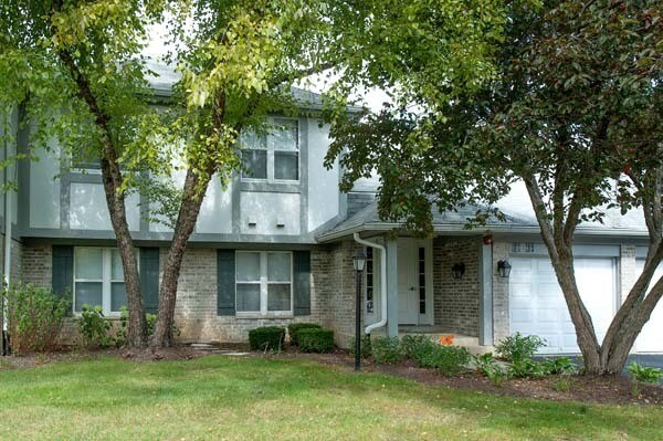 Primary Photo - 182 Brook Ln