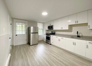 Building Photo - 124 Trenton St