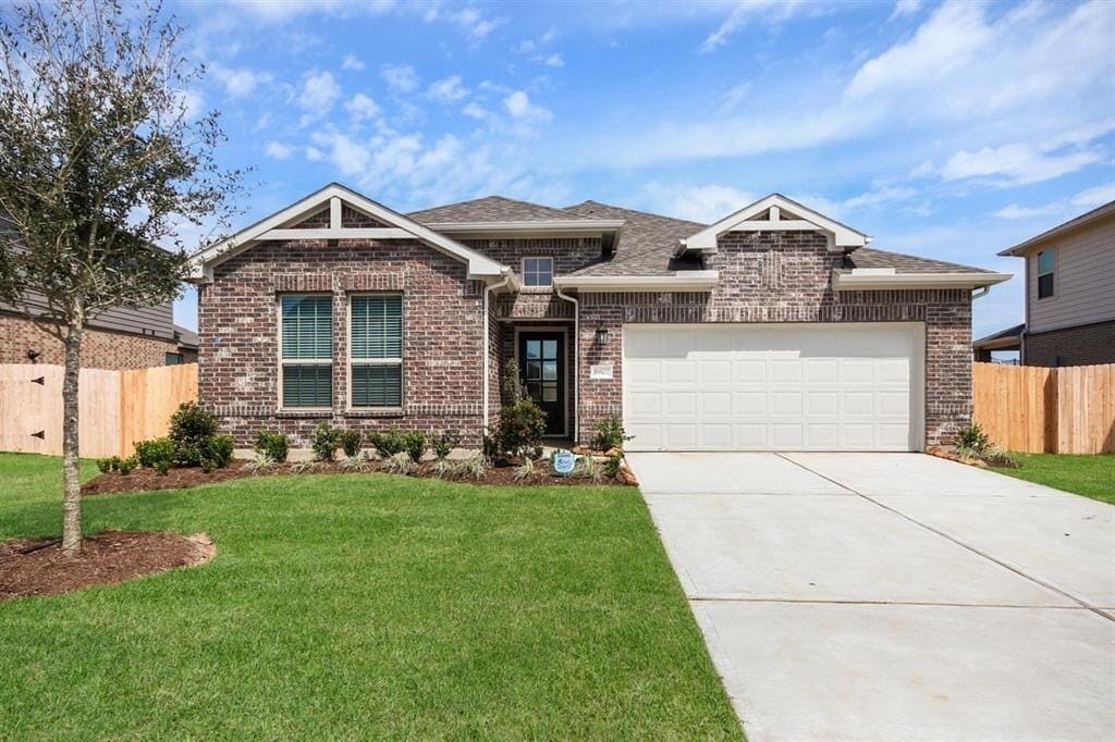 Foto principal - 18602 Providence Lndg Ln