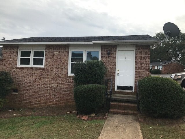 Primary Photo - Newly Remodeled
