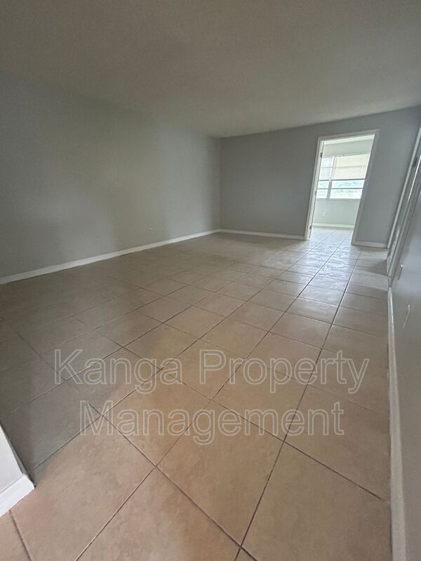 Foto del edificio - 3208 Louisiana Ave