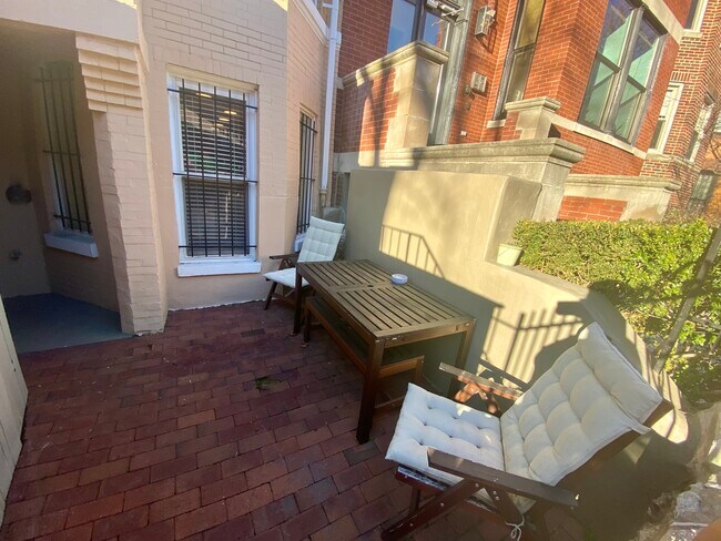 Foto del edificio - 1839 Kalorama Rd NW
