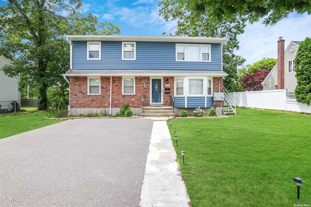 Primary Photo - 140 N 21st St