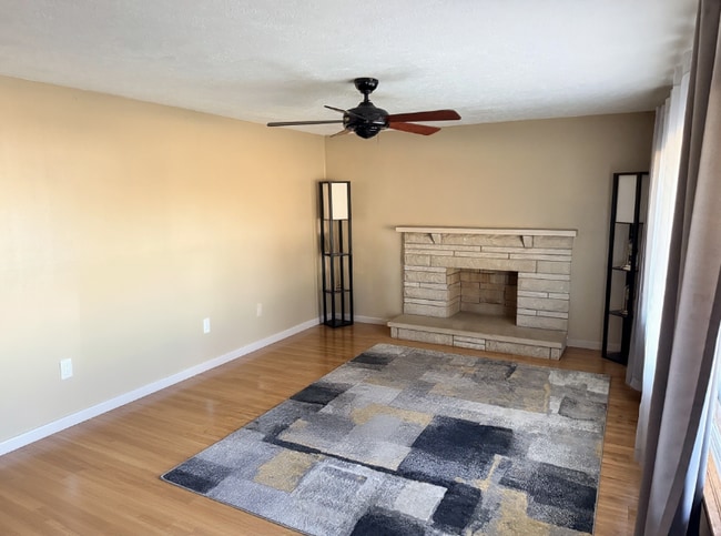 Photo - 5310 Twinkle Dr House