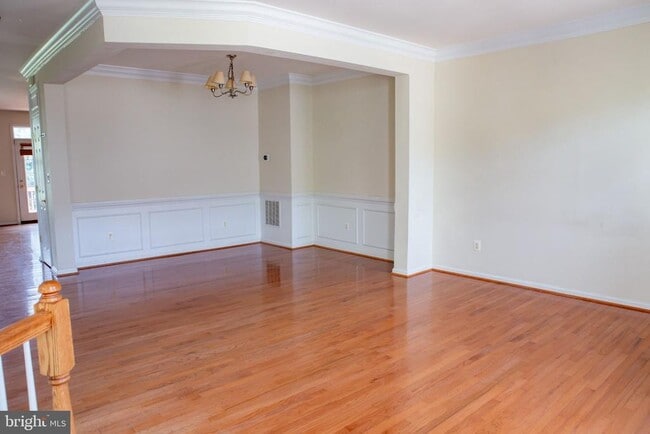 Building Photo - 43022 Rundle Terrace