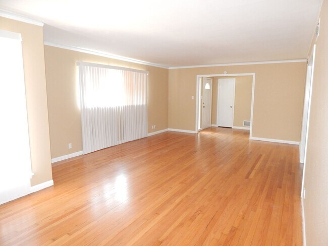 Building Photo - Spacious 3 Bedroom, 2 Bath Home in Tyler!