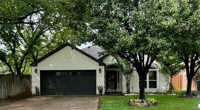 Building Photo - 8309 Odell St