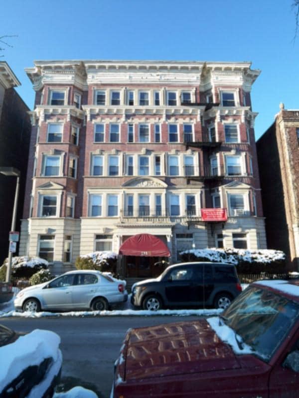 Building Photo - 133 Peterborough St