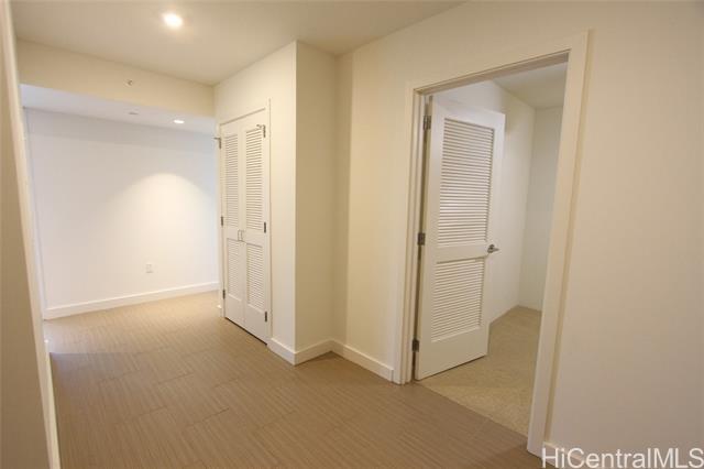 Building Photo - 600 Ala Moana Blvd