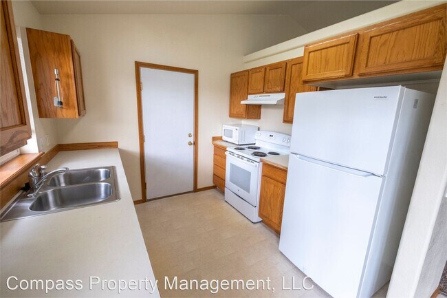 Building Photo - 3 br, 2 bath House - 7421 Winter View Dr