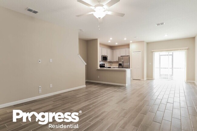 Foto del edificio - 1328 Grassland Ave