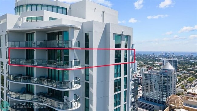 Foto del edificio - 100 E Las Olas Blvd