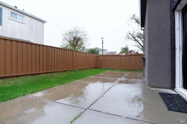 Foto del edificio - 5156 Woodward Ln
