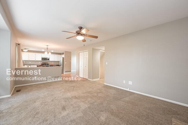 Building Photo - 16241 Bluebonnet Dr