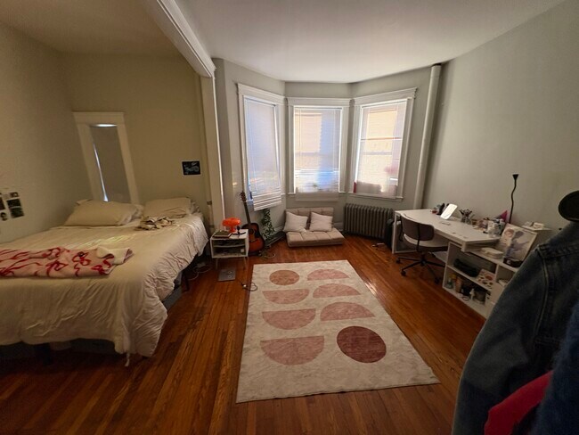 Foto del edificio - 1197 Commonwealth Ave