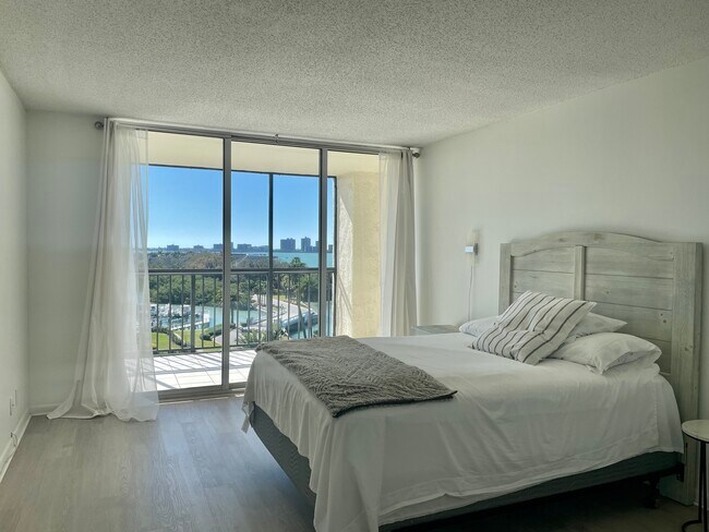 Foto del edificio - 100 Oakmont Ln