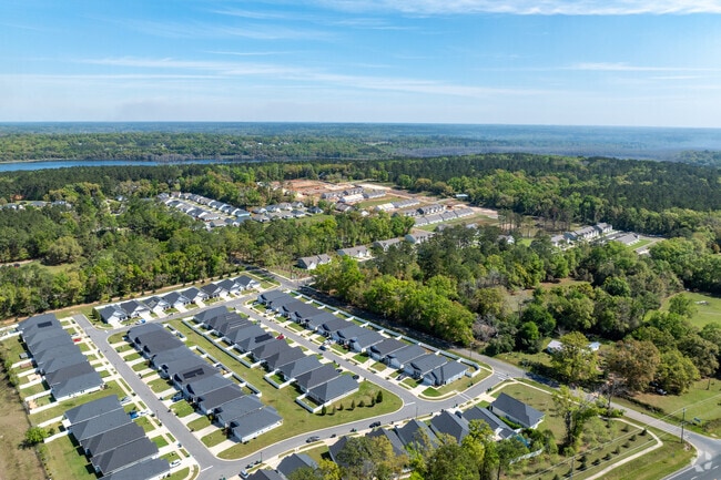 Building Photo - Claret Village at LaFayette Trail