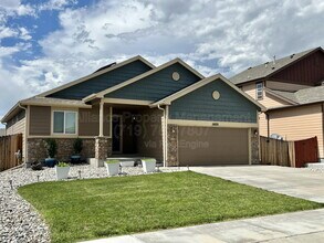 Building Photo - 10020 Seawolf Dr