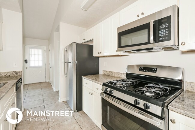 Foto del edificio - 2233 Newbury Rd