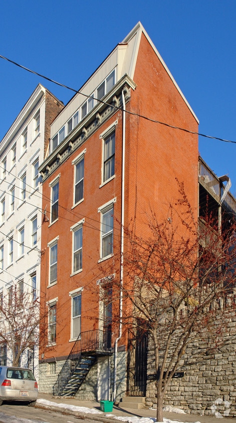 Primary Photo - 432 Klotter Ave
