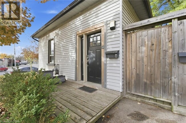 Building Photo - 51 York Rd