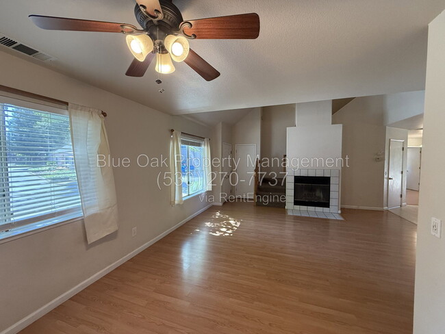 Building Photo - 2732 Revere Ln