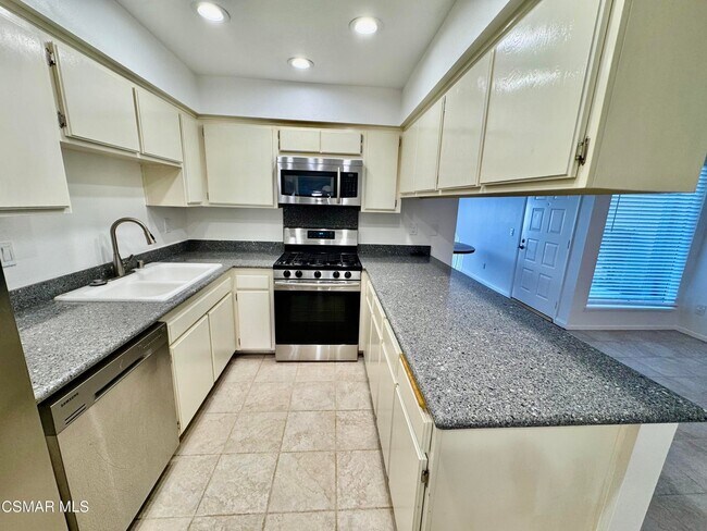 Foto del edificio - 15266 Campus Park Dr